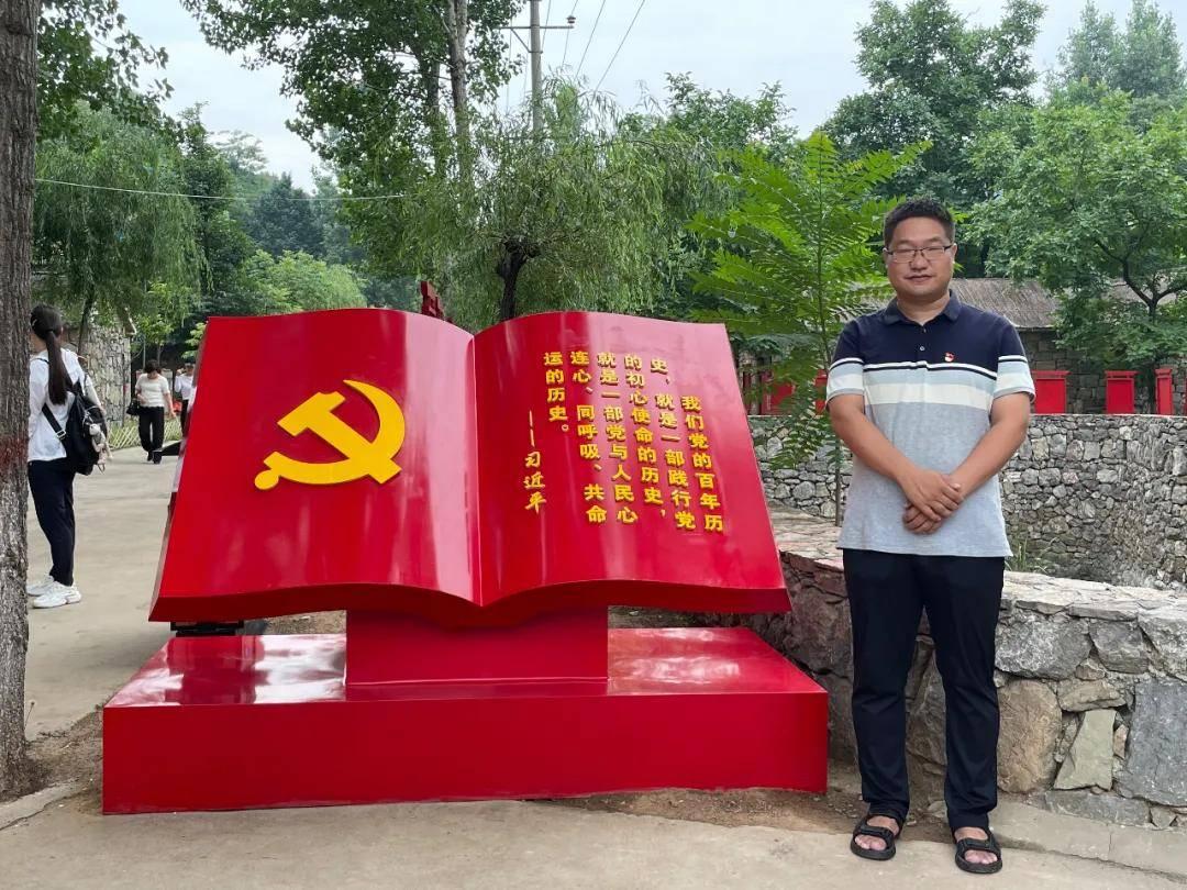 许褚作为曹军第一猛将,为何遇到此人就处处碰壁,毫无胜算