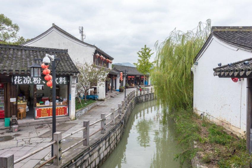 今天春运开始啦！10条公交线路明起调整